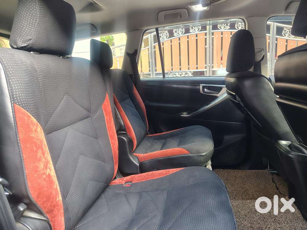 Toyota Innova Crysta 2.4 V, 2016, Diesel
