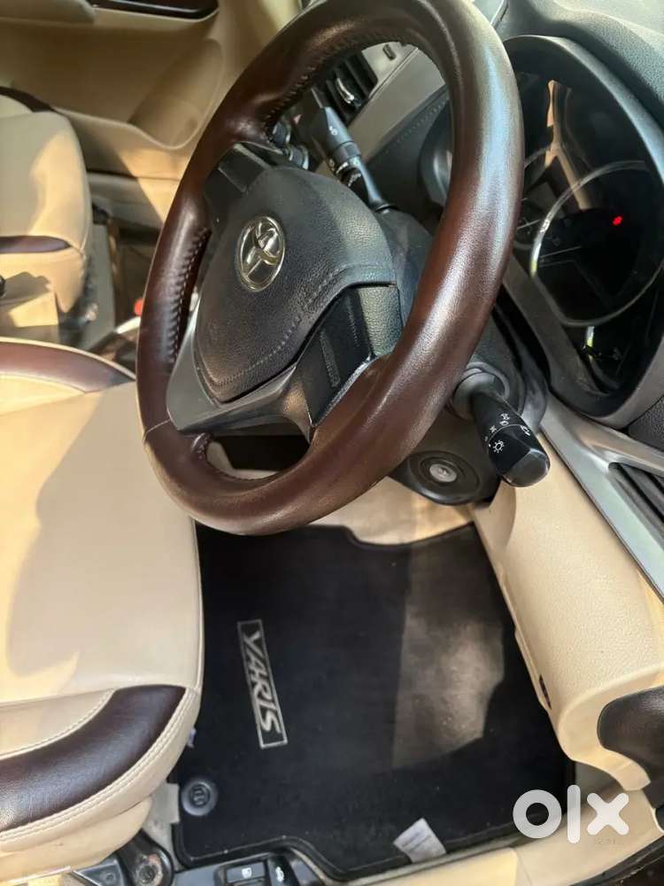 Toyota Yaris 2018 Petrol Well Maintained Brand New Condition Both Keys