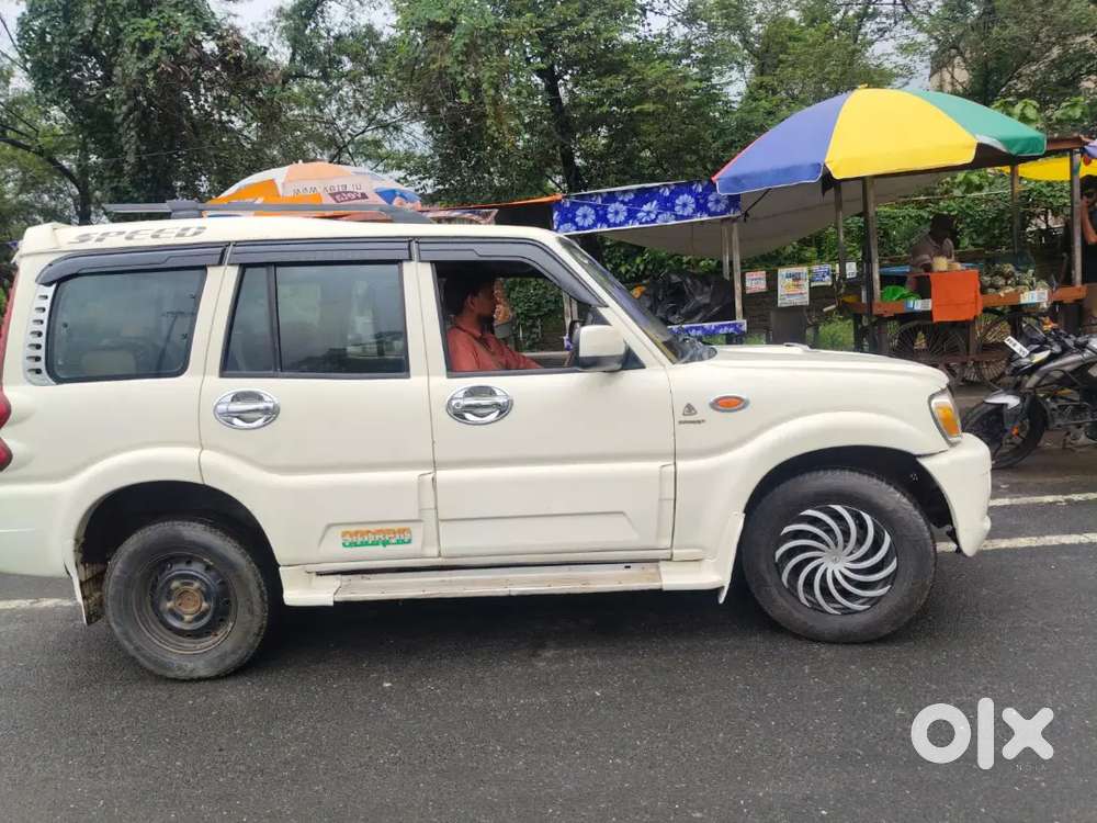 Mahindra Scorpio Classic 2010 With Diesel