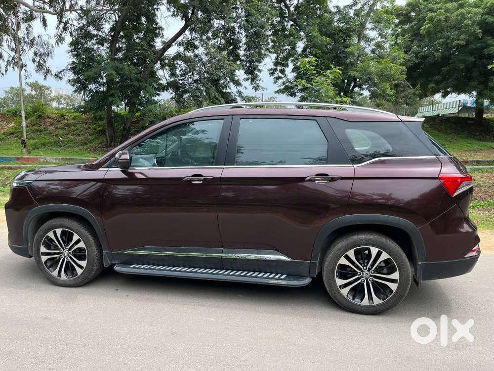 Mg Hector Plus 2022 Petrol Sharp Cvt, Enthusiast-owned,11.5k Kms