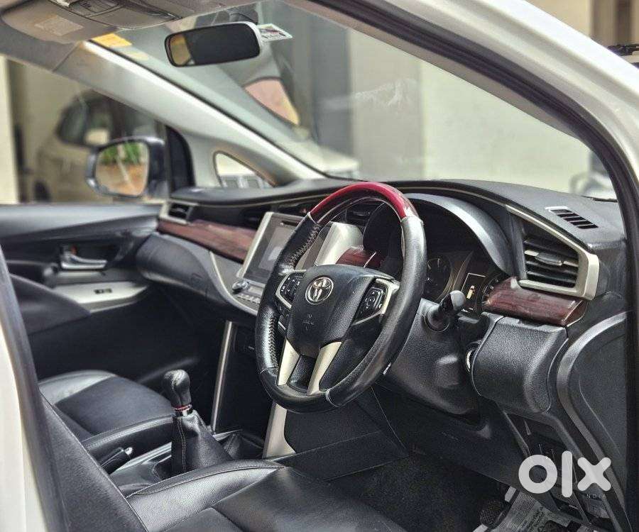 Toyota Innova Crysta 2.4 Z 7 Str, 2016, Diesel