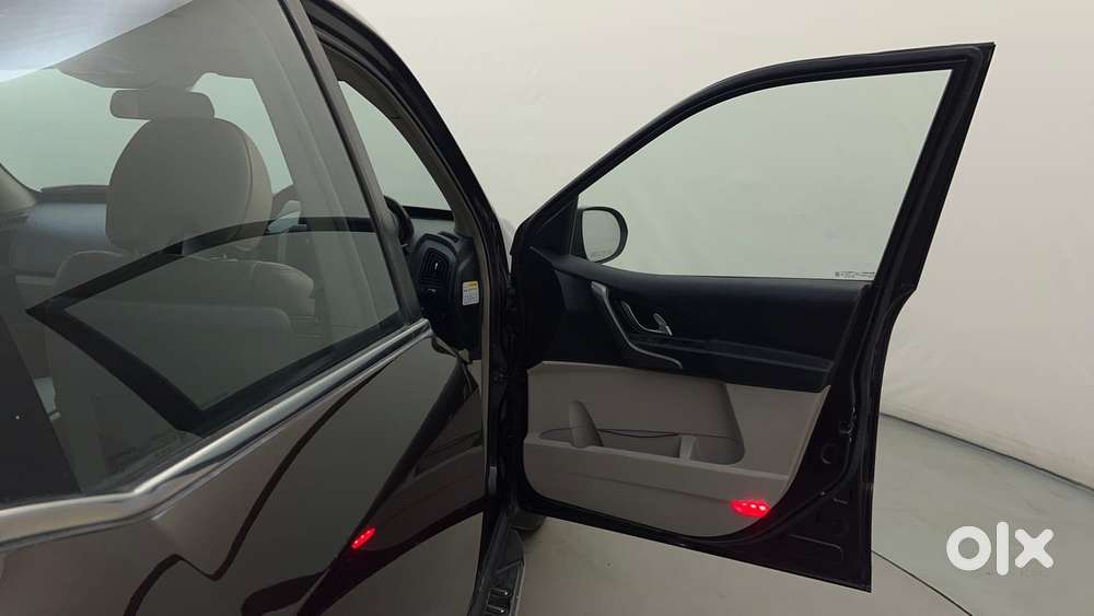 Mahindra Xuv500 W10 At, 2016, Diesel