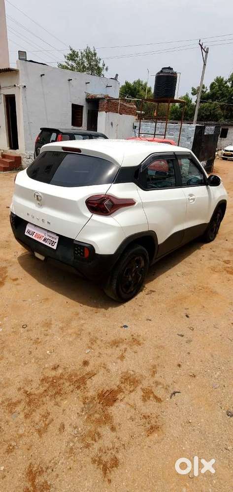 Tata Punch Adventure Amt, 2022, Petrol