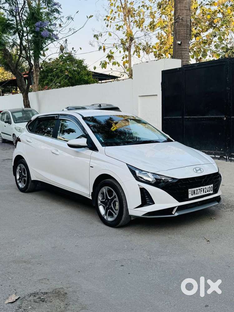 Hyundai I20 Sportz 1.4 At Vtvt, 2024, Petrol
