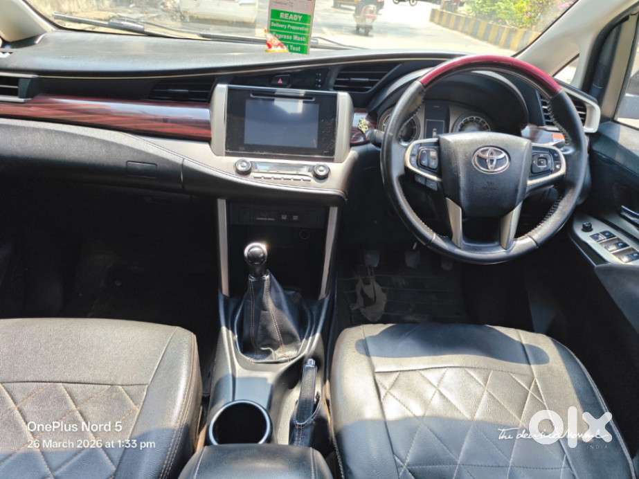Toyota Innova Crysta 2.4 V 8 Str, 2017, Diesel