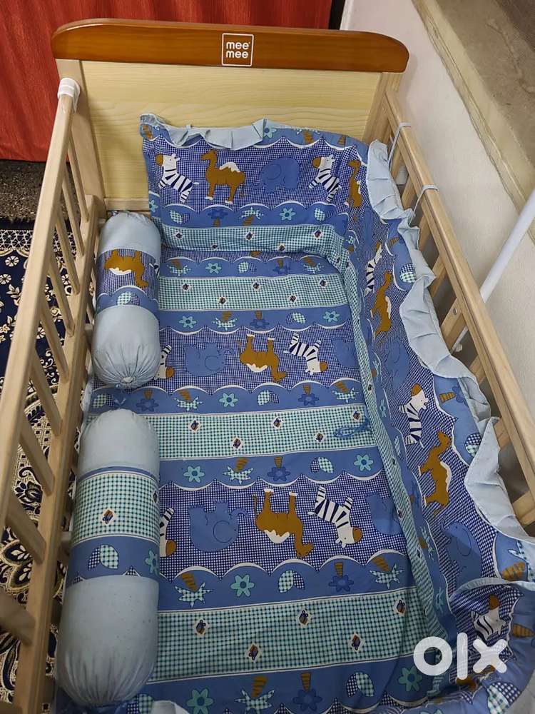 Mee Mee convertible crib for sell along with memory foam mattress