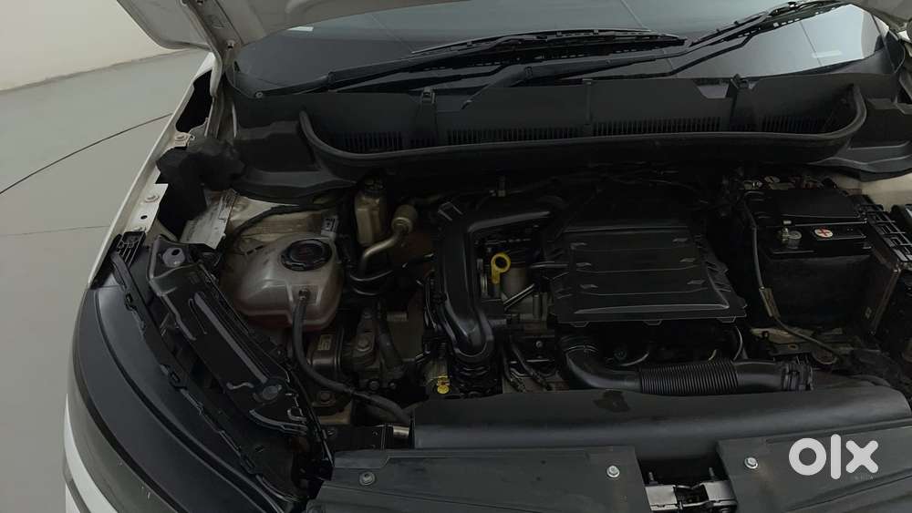 Skoda Kushaq 1.0 Tsi Style, 2022, Petrol