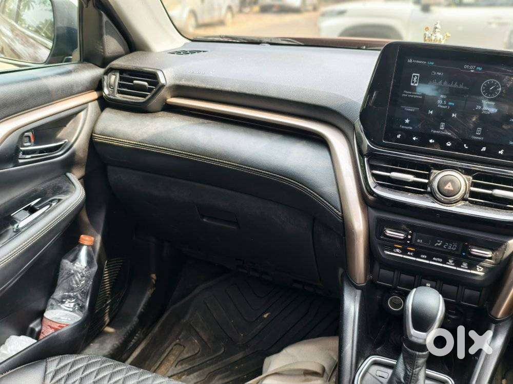 Maruti Suzuki Grand Vitara 1.5 Alpha Plus Dual Tone Intelligent Hybr..