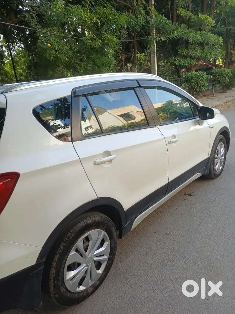 Maruti Suzuki S Cross Alpha 2017 Fully Insured New Tyres All Original