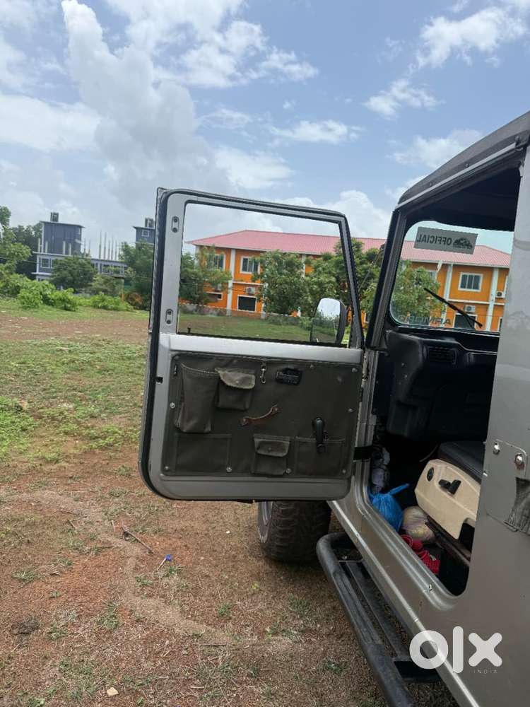 Mahindra Thar.e 2015