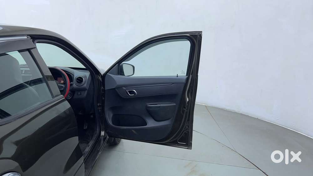Renault Kwid 1.0 Rxt, 2020, Petrol