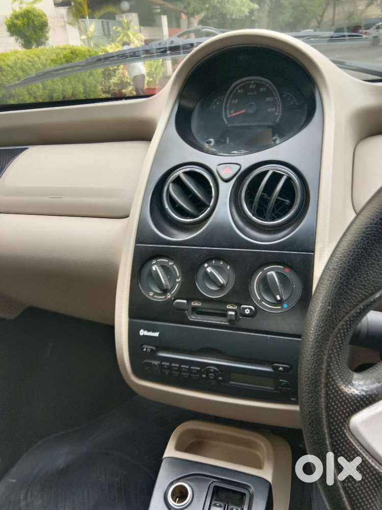 Tata Nano Genx Xta, 2015, Petrol
