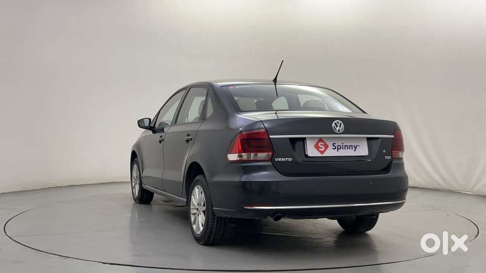 Volkswagen Vento 1.2 Tsi Highline At, 2016, Petrol