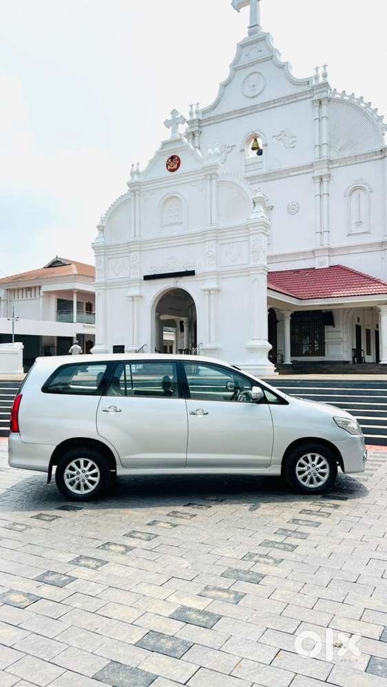 Toyota Innova 2012 Diesel Well Maintained