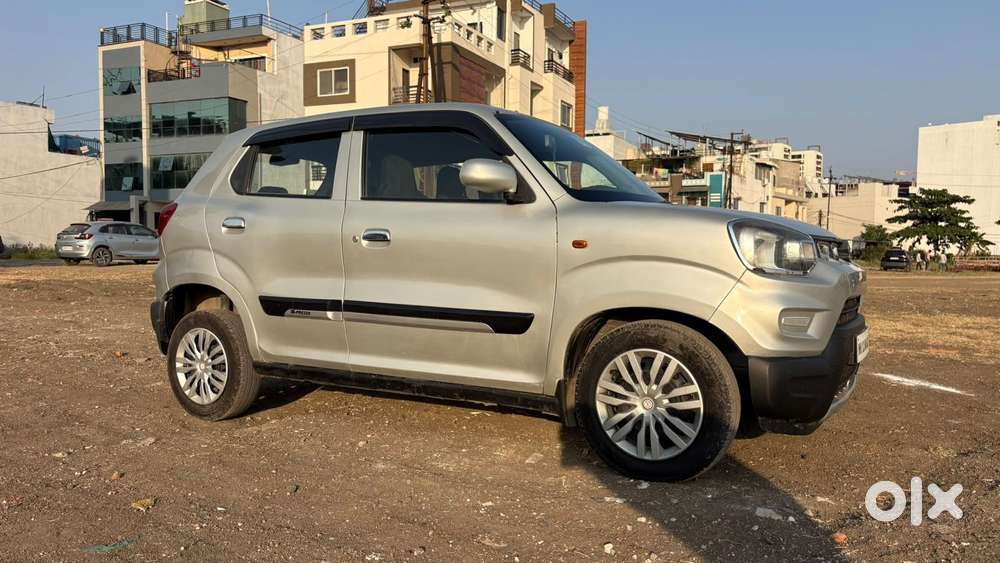 Maruti Suzuki S-presso Vxi, 2022, Petrol