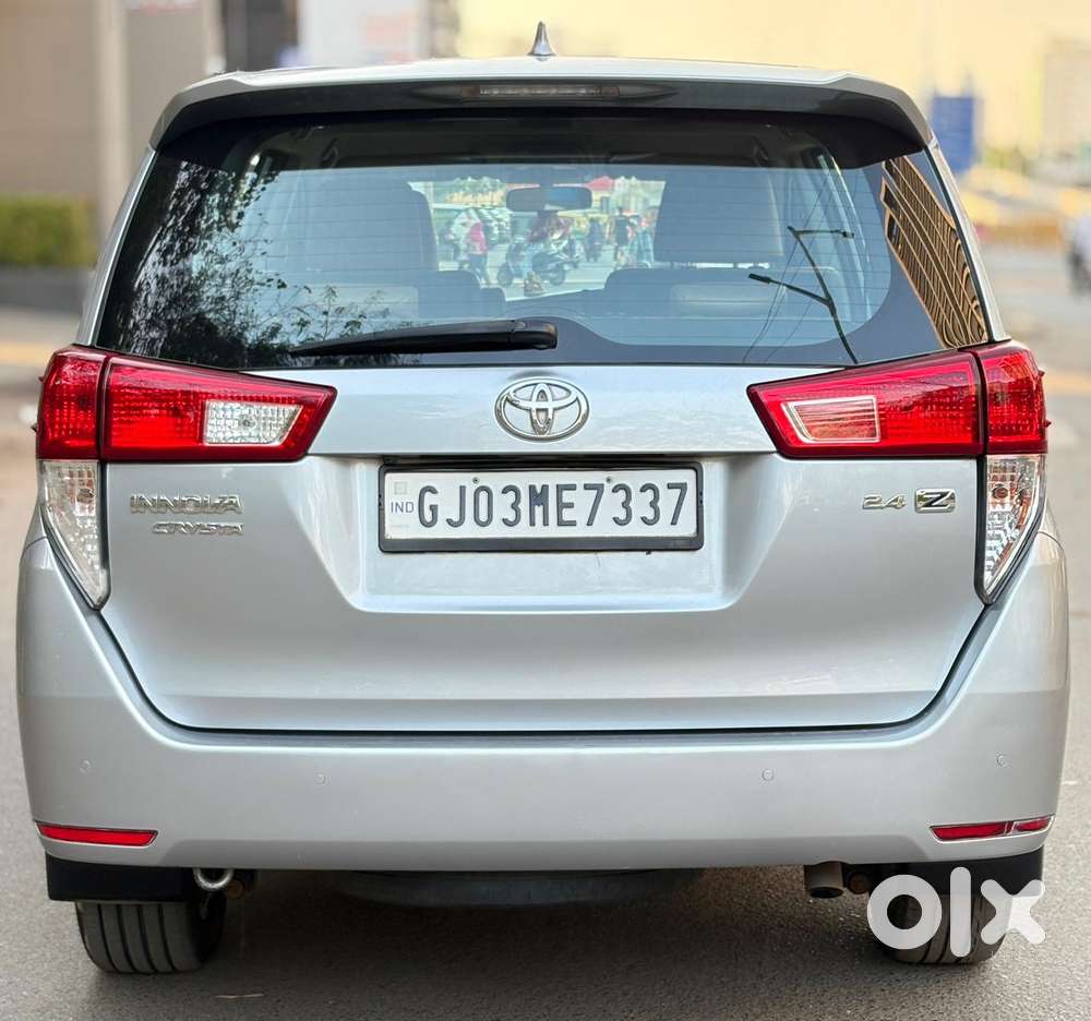 Toyota Innova Crysta [2020-ongoing] 2.4 Zx 7 Str, 2022, Diesel