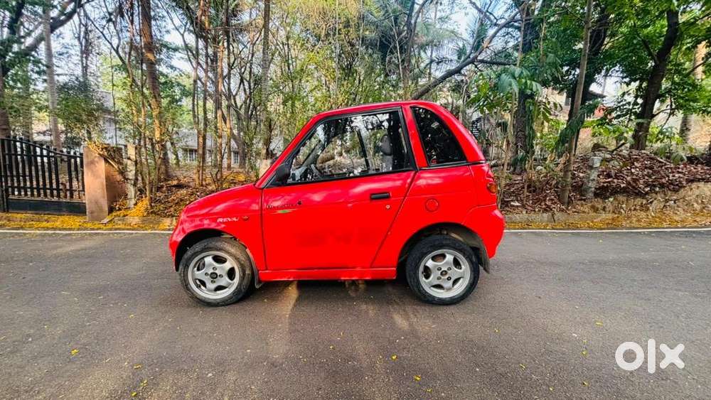 Mahindra Electric Car 2012