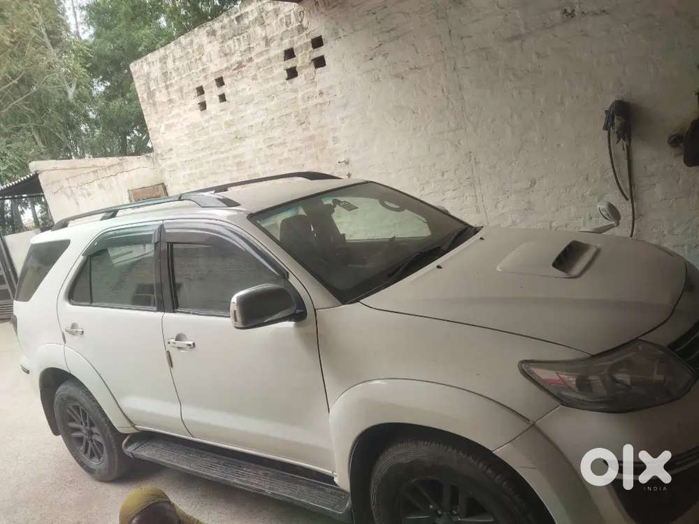 Toyota Fortuner 2010 Diesel Well Maintained