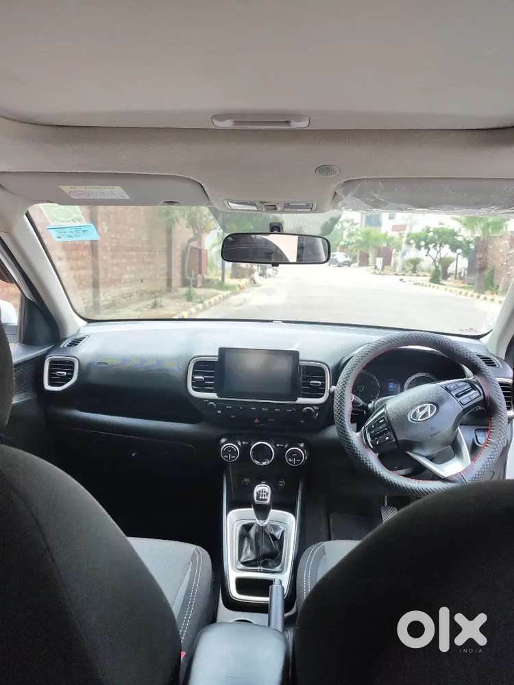 Hyundai Venue Sunroof Turbo Model