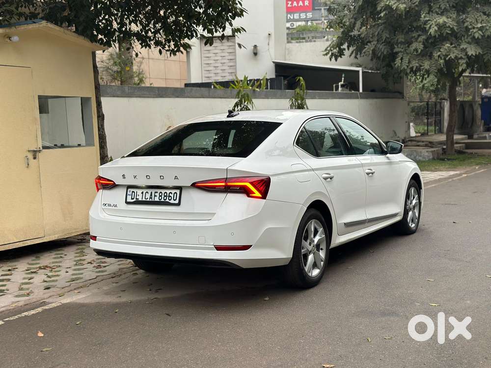 Skoda Octavia 2.0 Style Tsi At, 2022, Petrol