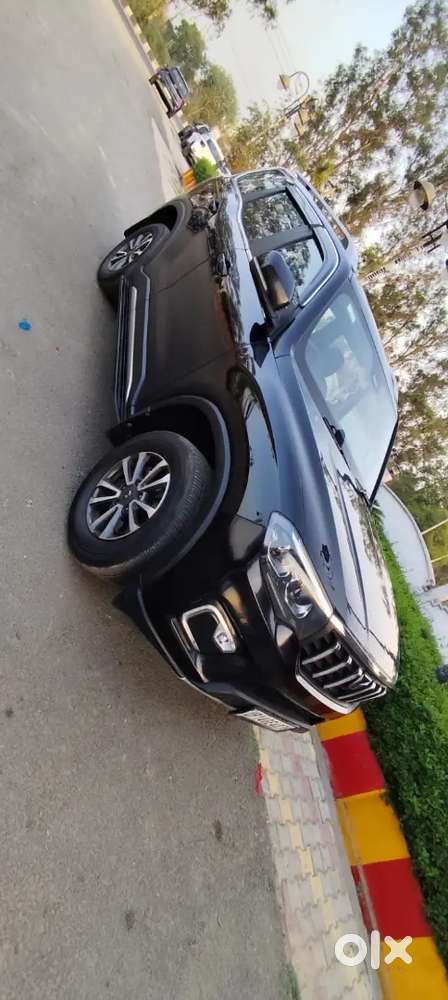 Scorpio Nz8 Select Sunroof