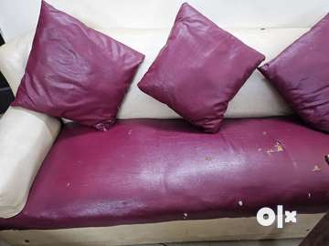 Used sofa online set in olx