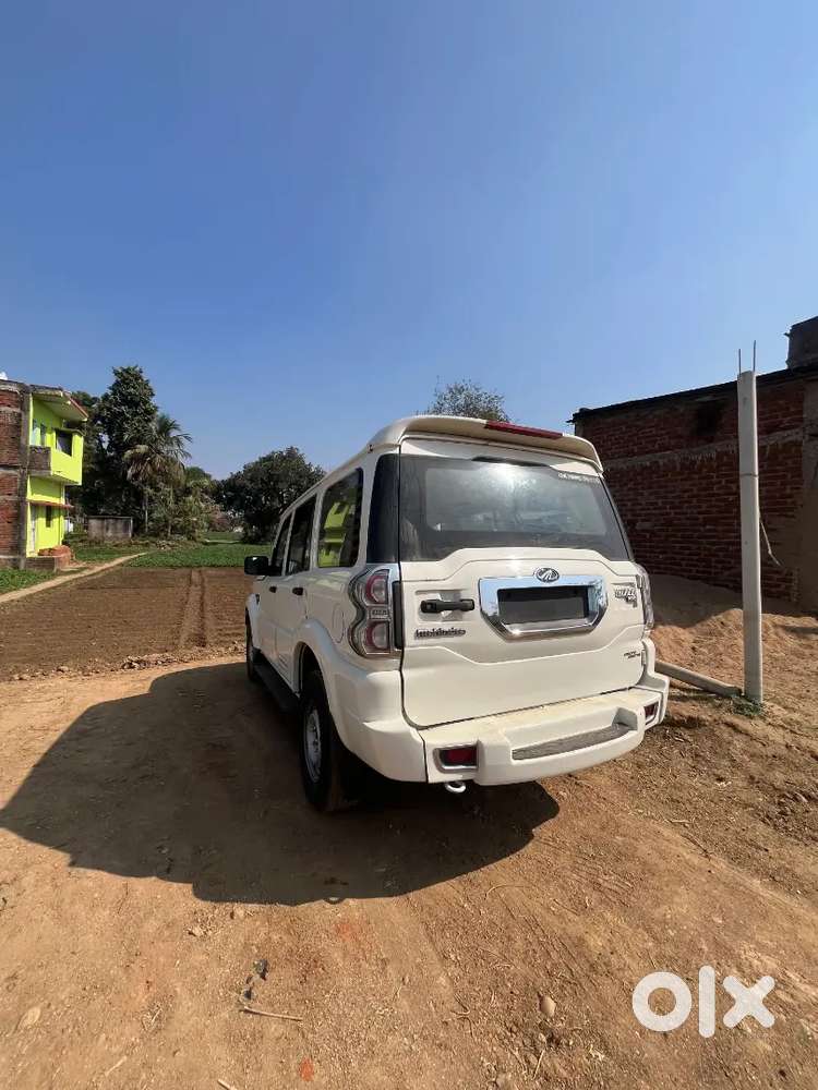Mahindra Scorpio 2016 Diesel 165000 Km Driven