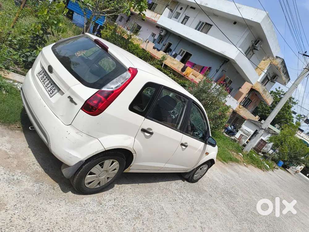 Ford Figo 1.2 Petrol 2012
