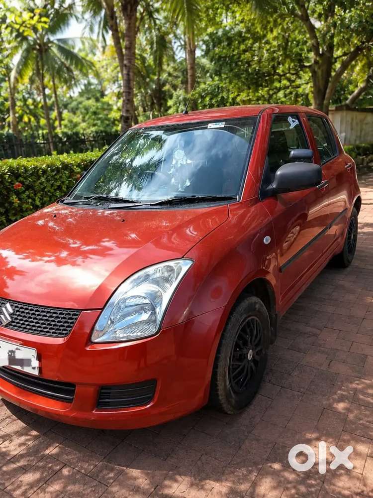 Maruti Suzuki Swift 2011 Petrol 93000 Km Driven