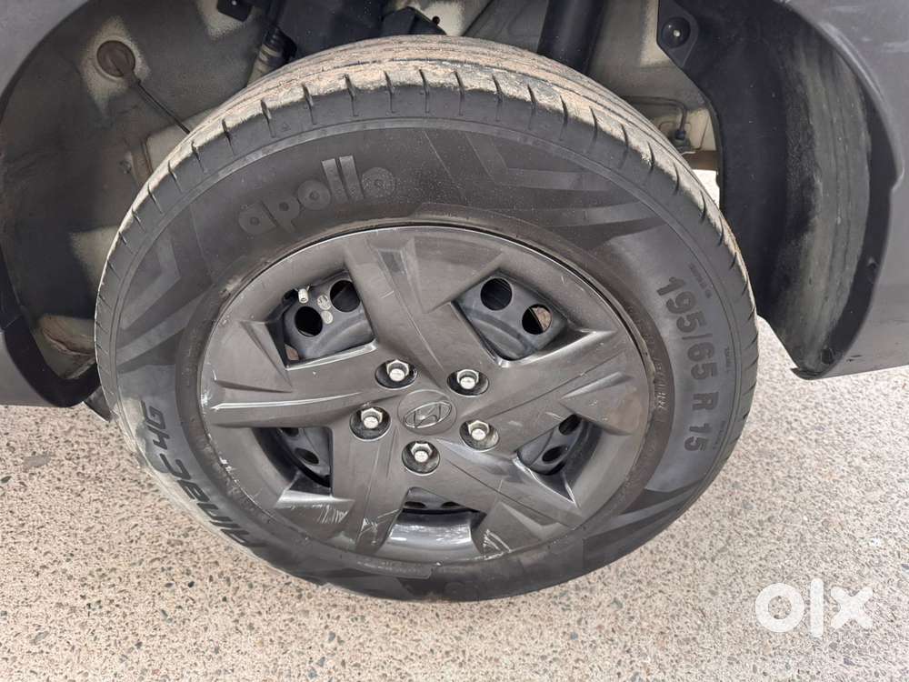 Hyundai Venue 1.2 S (o), 2024, Petrol