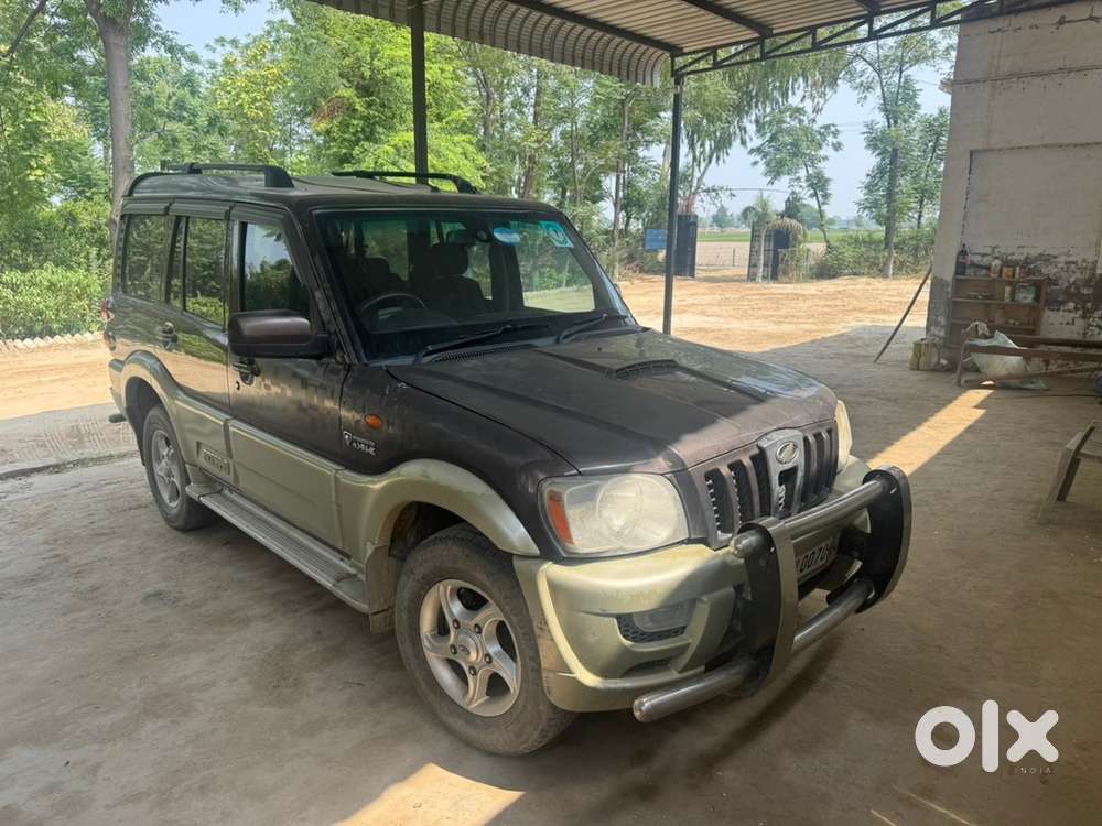Mahindra Scorpio Classic 2010 Diesel Car