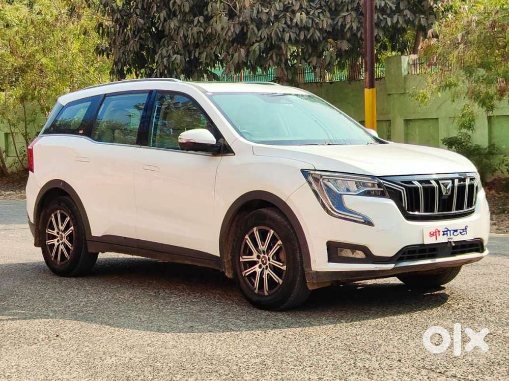 Mahindra Xuv700 2.2 Ax 7 Diesel At Str, 2022, Diesel
