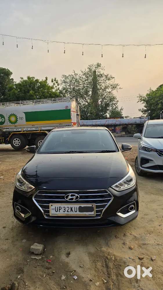 Hyundai Verna 1600cc Automatic
