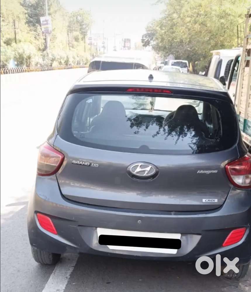 Hyundai Grand I10 2016 Diesel 67000 Km Driven