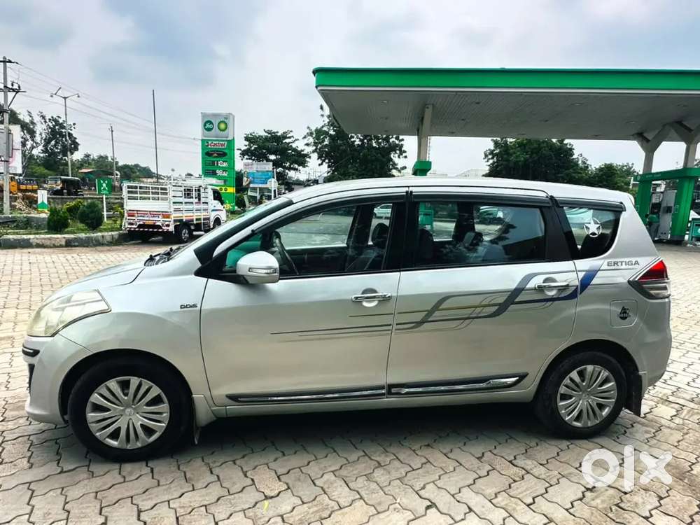 Maruti Suzuki Ertiga 2013