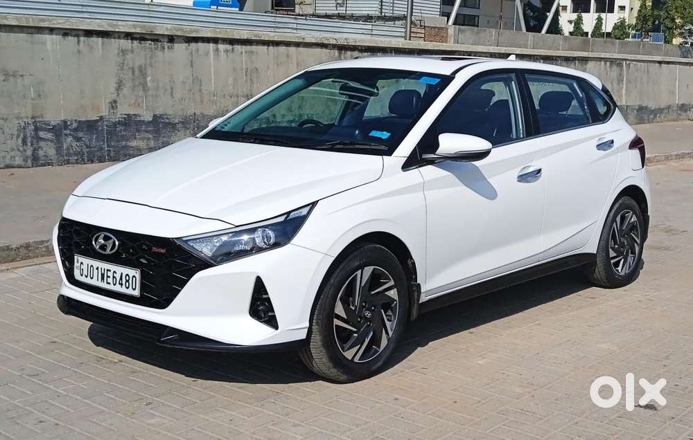 Hyundai I20 Asta 1.4 At With Avn, 2022, Petrol