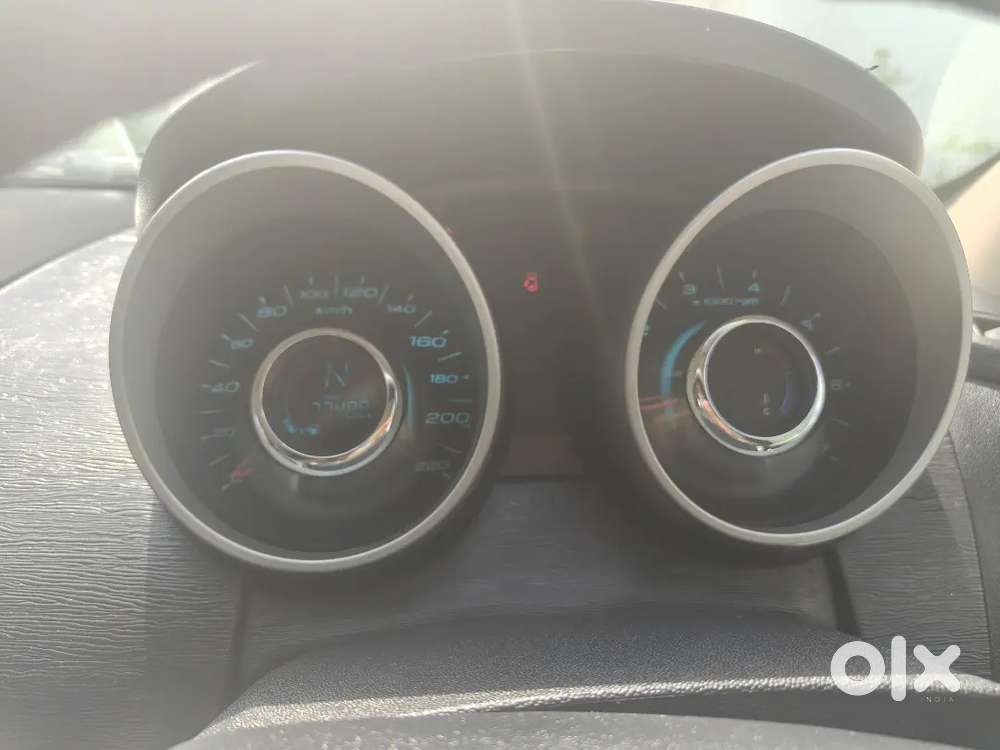 Mahindra Xuv500 2017 Diesel 77000 Km Driven