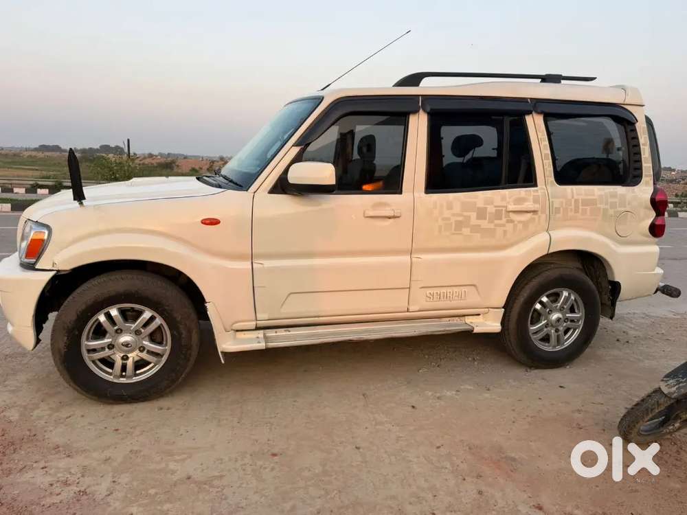Mahindra Scorpio 2014