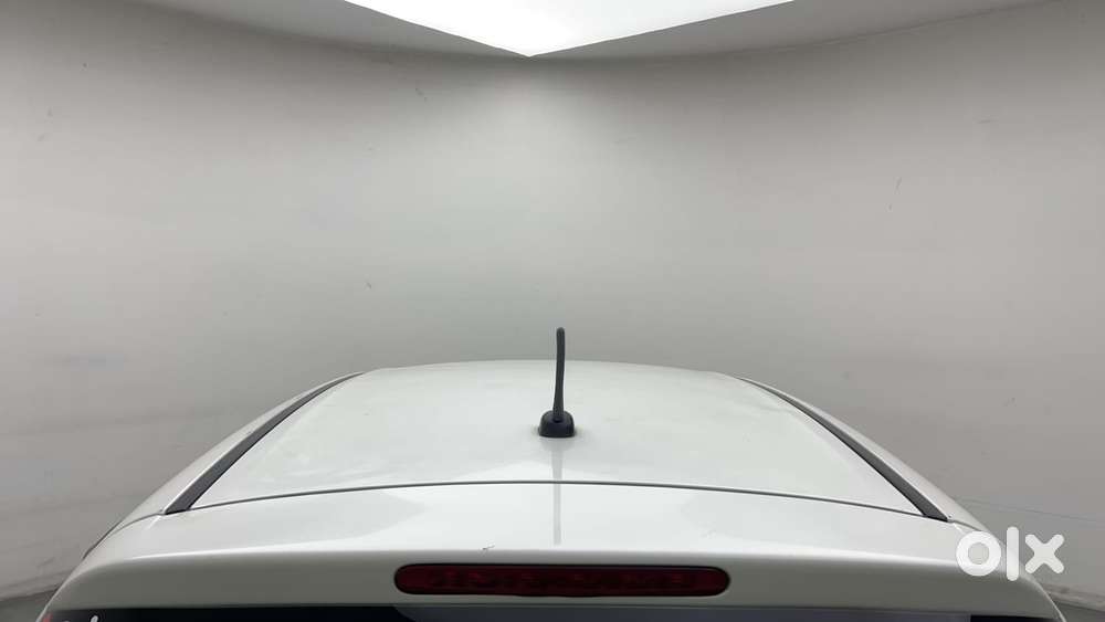 Maruti Suzuki Swift 1.2 Lxi (o), 2017, Petrol