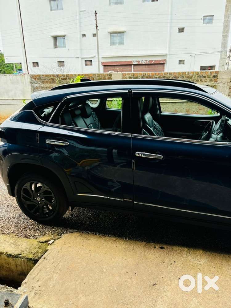 Maruti Suzuki Fronx 2024 Petrol Manual