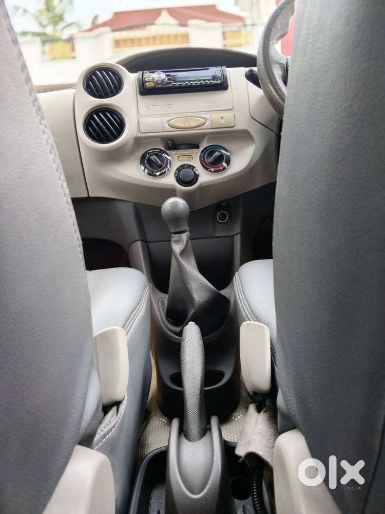 Toyota Etios G Exclusive, 2015, Petrol