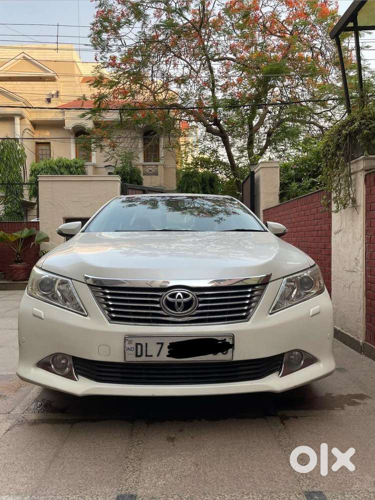 Toyota Camry Car 2013 Model Showroom Condition