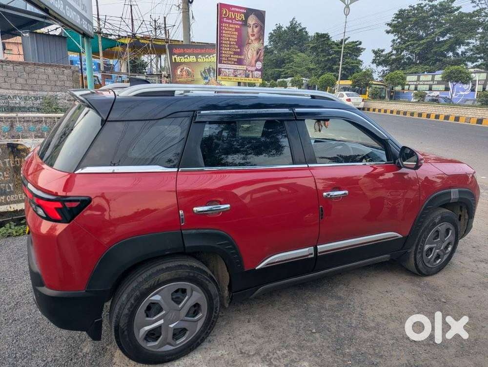 Maruti Suzuki Brezza 1.5 Vxi Cng, 2024, Cng & Hybrids