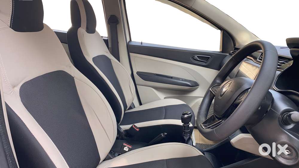 Renault Triber Rxt, 2020, Petrol