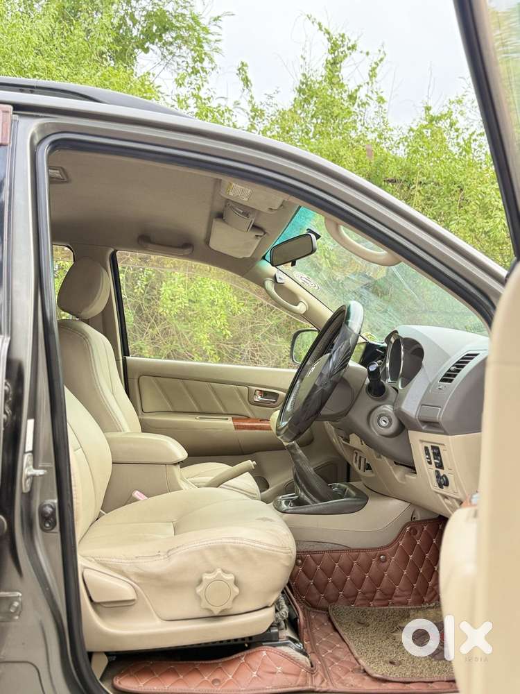 Toyota Fortuner 3.0 4x4 Manual, 2010, Diesel