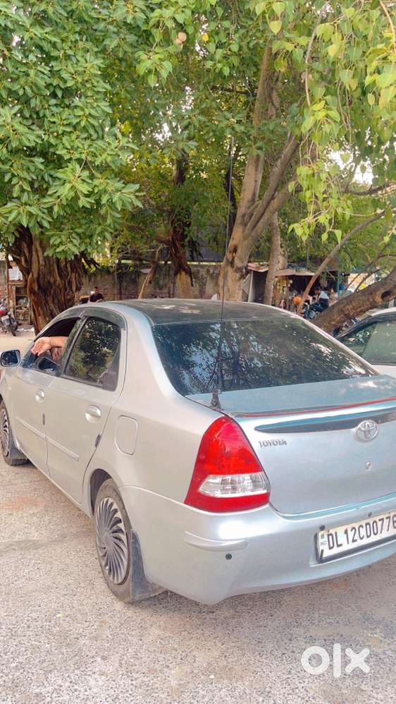 Toyota Etios 2012 Cng & Hybrids 136000 Km Driven