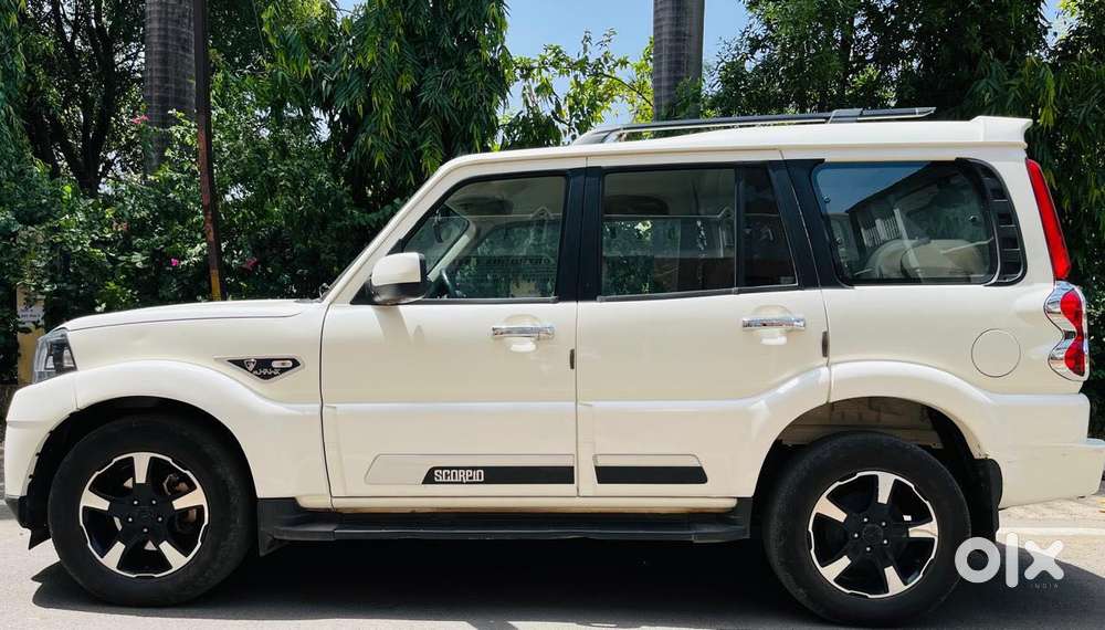 Mahindra Scorpio Classic 2.2 S Mt 7 Str, 2022, Diesel