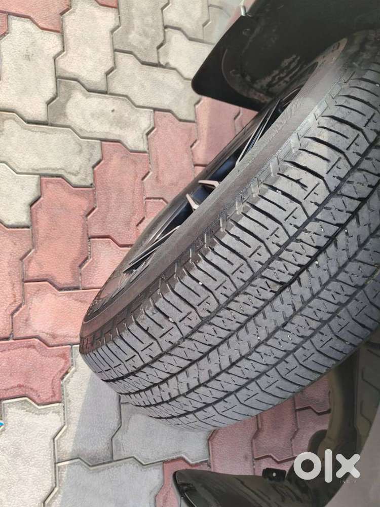 Mahindra Xuv500, 2019