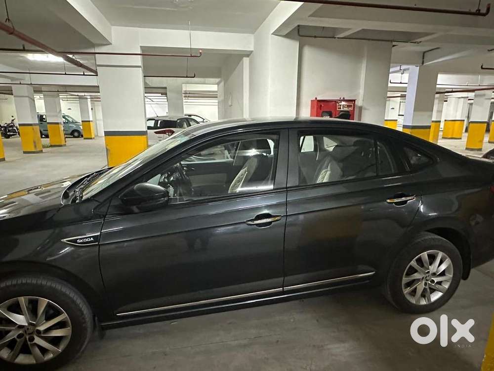 Skoda Superb Petrol 2023