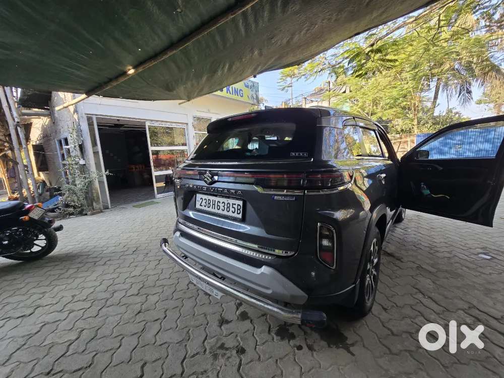 Maruti Suzuki Grand Vitara 2023 Petrol 35000 Km Driven